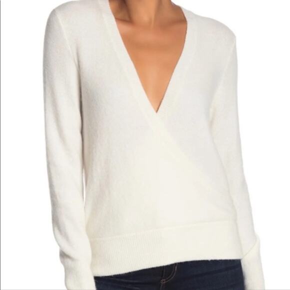 Madewell Sweater Sz XS Wrap-Front in Coziest Yarn Cream White - Picture 8 of 9